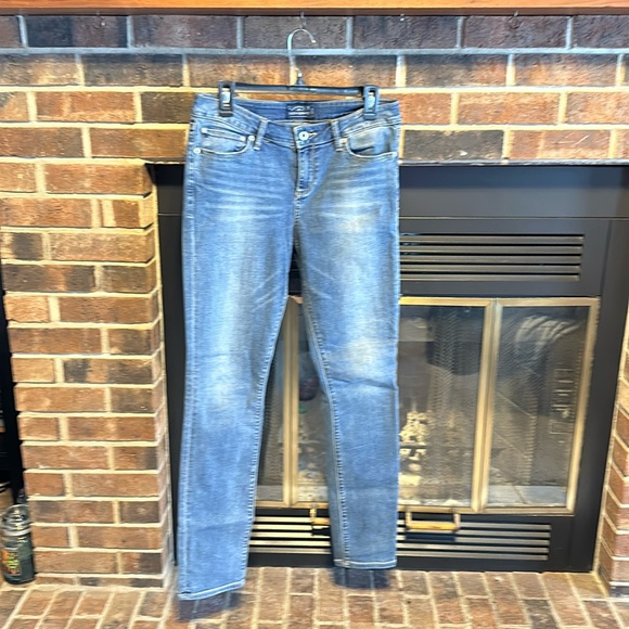 Lucky Brand Denim - Like New Lucky Brand Lolita Skinny Jeans